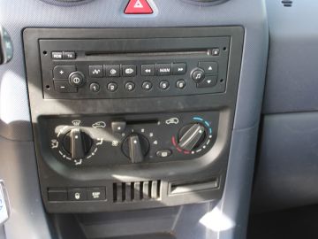 Peugeot 1007