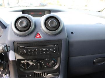 Peugeot 1007