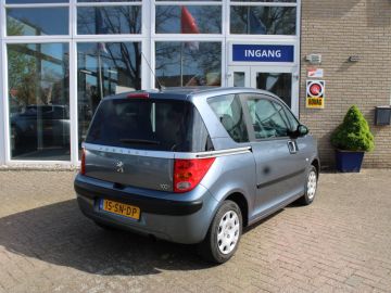 Peugeot 1007