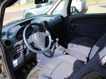 Peugeot 1007