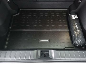 Lexus LBX