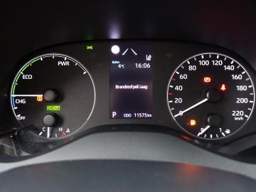 Mazda 2 Hybrid