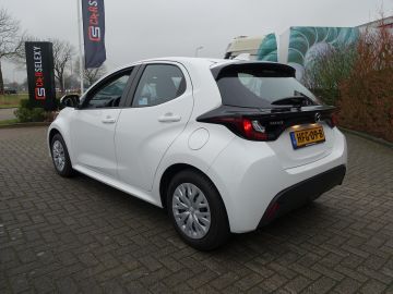 Mazda 2 Hybrid
