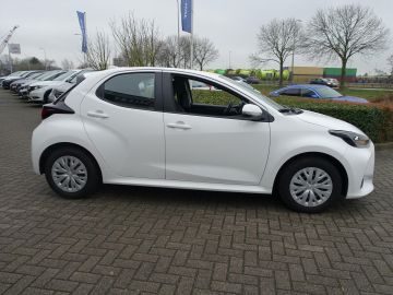 Mazda 2 Hybrid