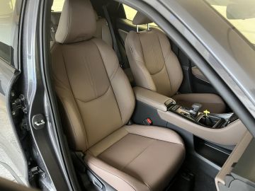 Lexus LBX