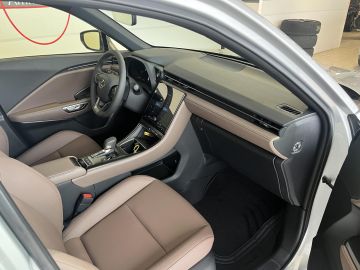 Lexus LBX