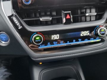 Toyota Corolla Touring Sports