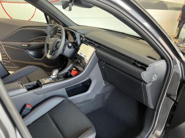 Lexus LBX
