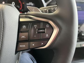 Lexus LBX