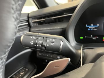 Lexus LBX