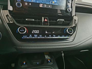 Toyota Corolla Touring Sports