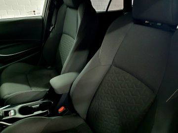 Toyota Corolla Touring Sports