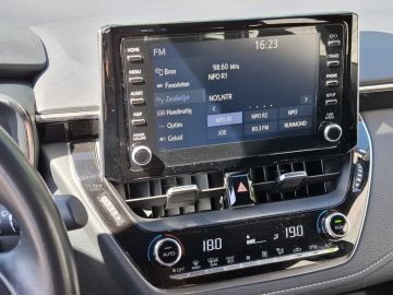 Toyota Corolla Touring Sports