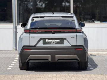 Toyota C-HR+