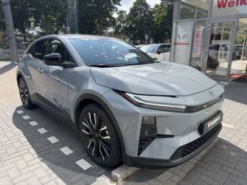 Toyota C-HR+