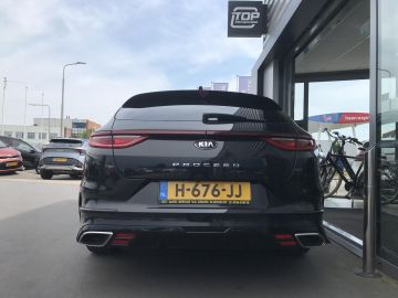 Kia ProCeed