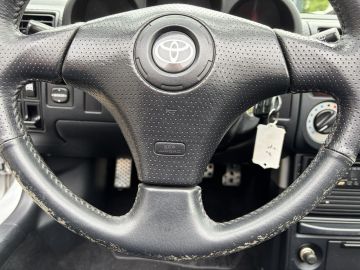 Toyota MR2