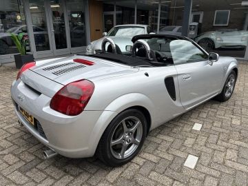 Toyota MR2