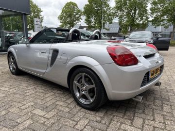 Toyota MR2