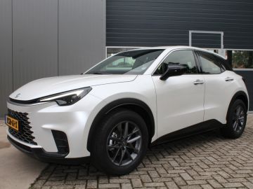 Lexus LBX