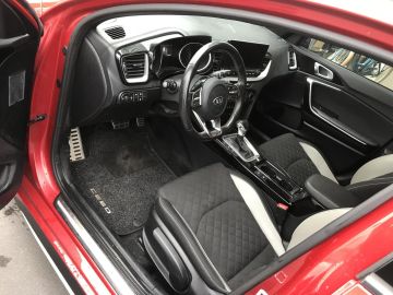 Kia ProCeed