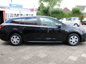 Toyota Corolla Touring Sports