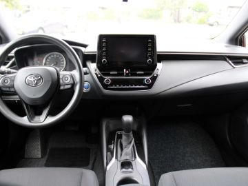 Toyota Corolla Touring Sports