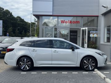 Toyota Corolla Touring Sports