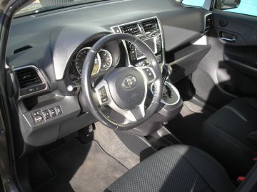 Toyota Verso-S