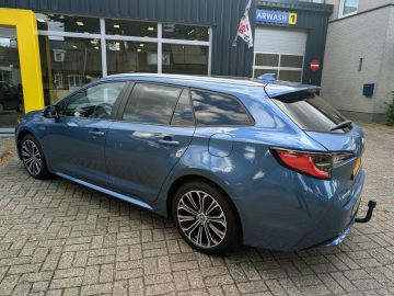 Toyota Corolla Touring Sports