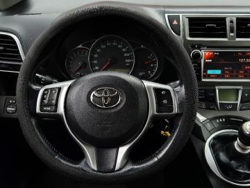 Toyota Verso-S