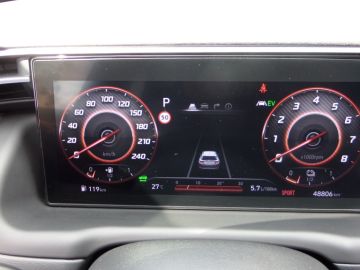 Hyundai Tucson Hybrid