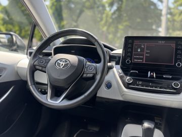 Toyota Corolla Touring Sports
