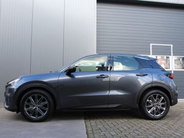 Lexus LBX