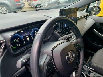 Toyota Corolla Touring Sports