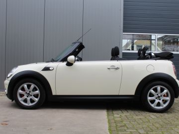 MINI Cooper Cabrio