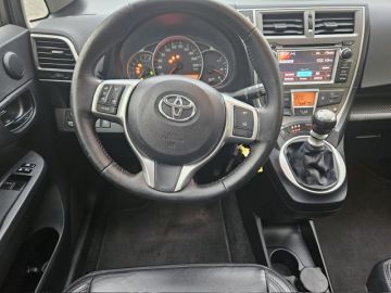 Toyota Verso-S