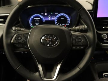 Toyota Corolla Touring Sports