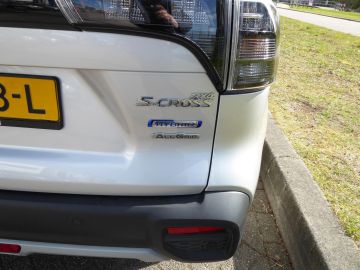 Suzuki S-Cross