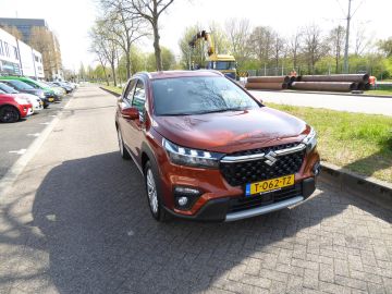 Suzuki S-Cross