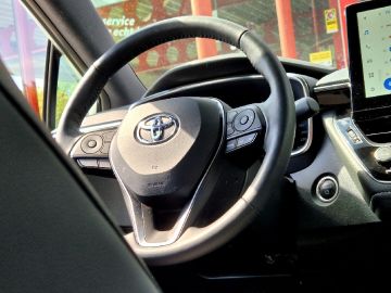 Toyota Corolla Touring Sports