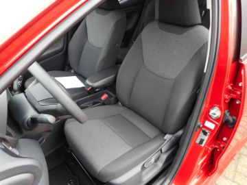 Mazda 2 Hybrid