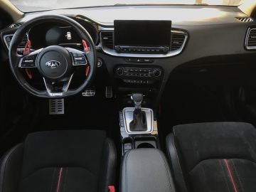 Kia ProCeed