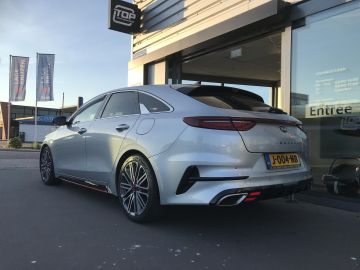 Kia ProCeed