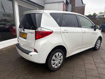 Toyota Verso-S