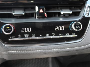 Toyota Corolla Touring Sports