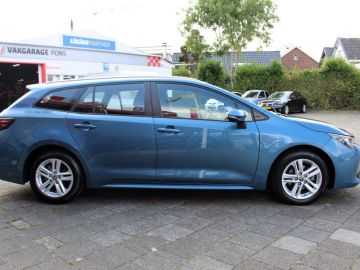 Toyota Corolla Touring Sports