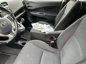Toyota Verso-S