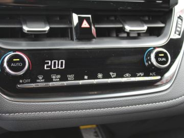 Toyota Corolla Touring Sports