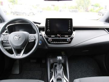 Toyota Corolla Touring Sports